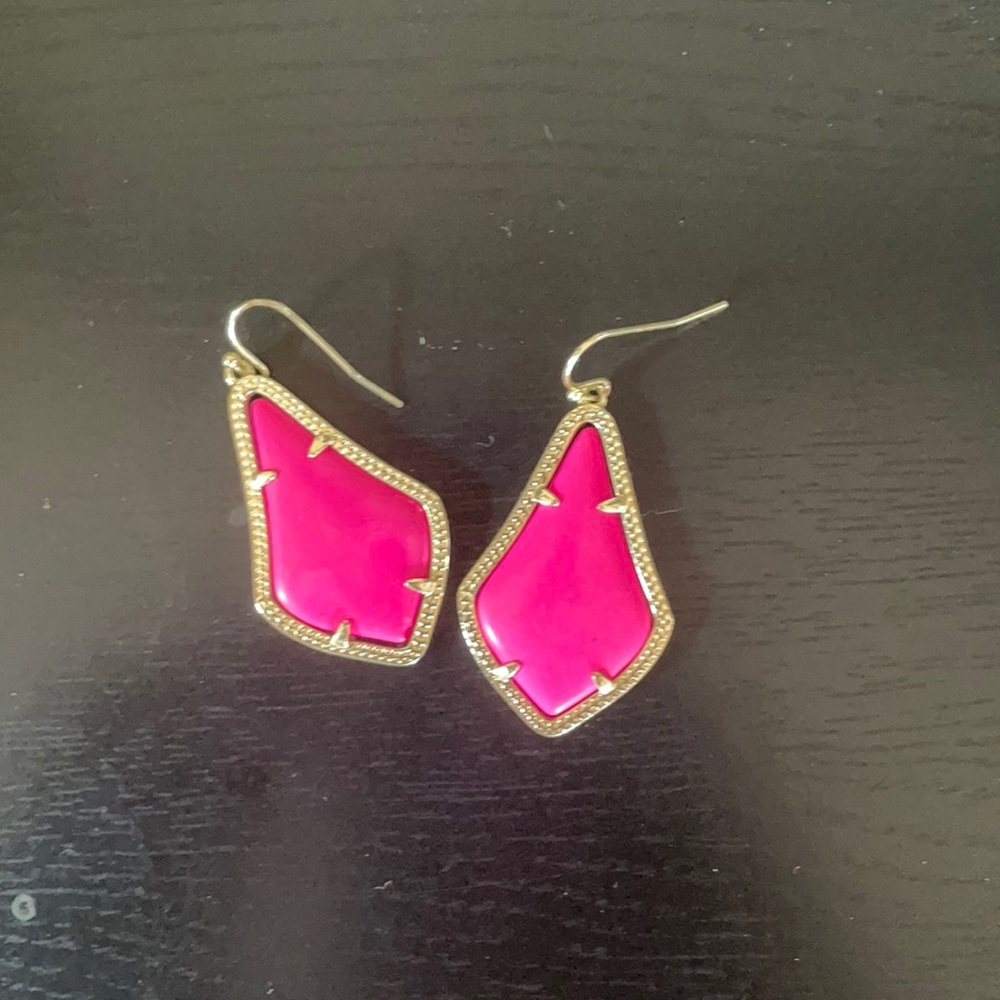 Kendra Scott earrings